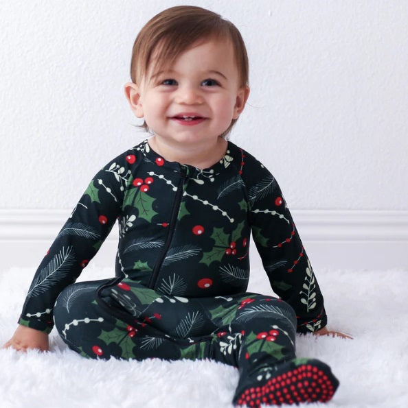 Bestaroo Bamboo Long Sleeve Zippered Footie - Holly Berry