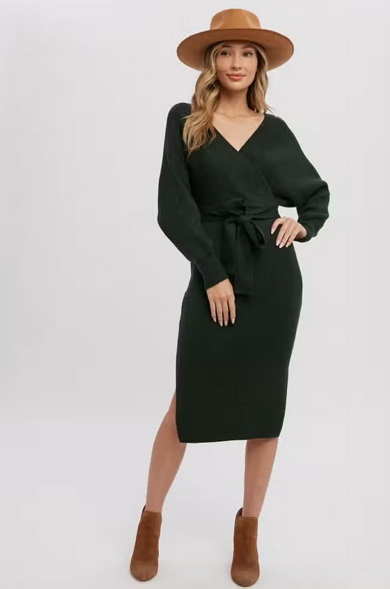 Women's/Junior Sweater Knit Tie Waist Dress - Hunter Green