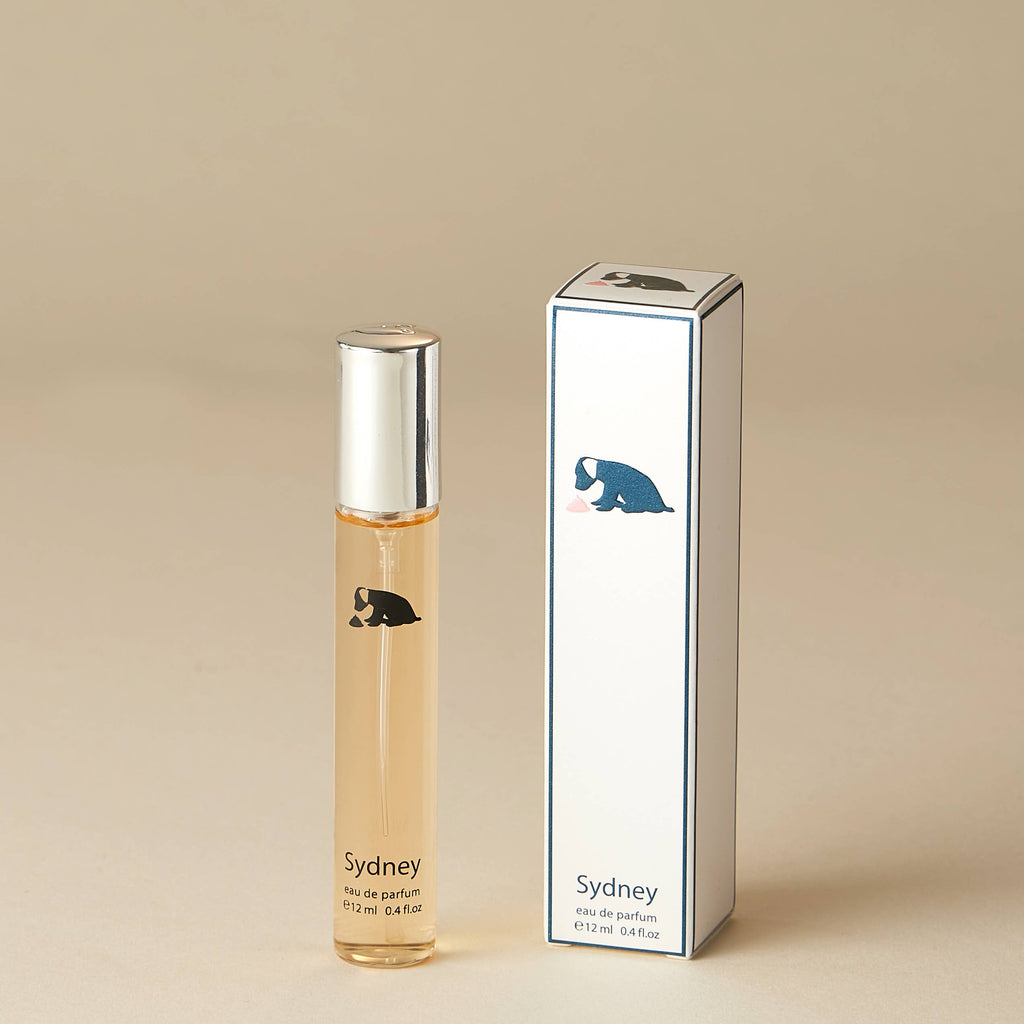 Iconic city travel perfume white box