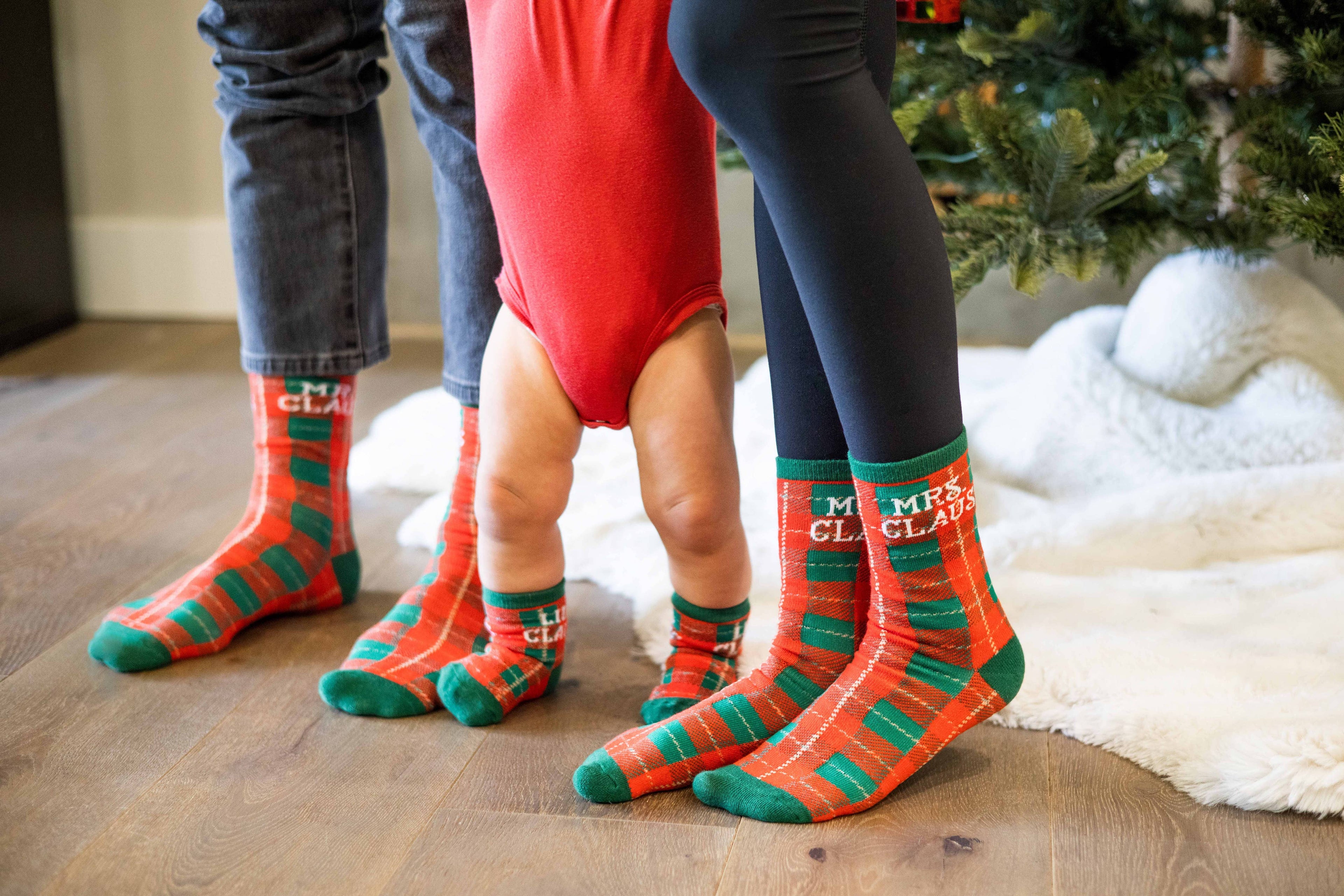 Family Christmas Holiday 3 Pr Sock Set, Daddy, Mommy, and Baby Red Green Plaid