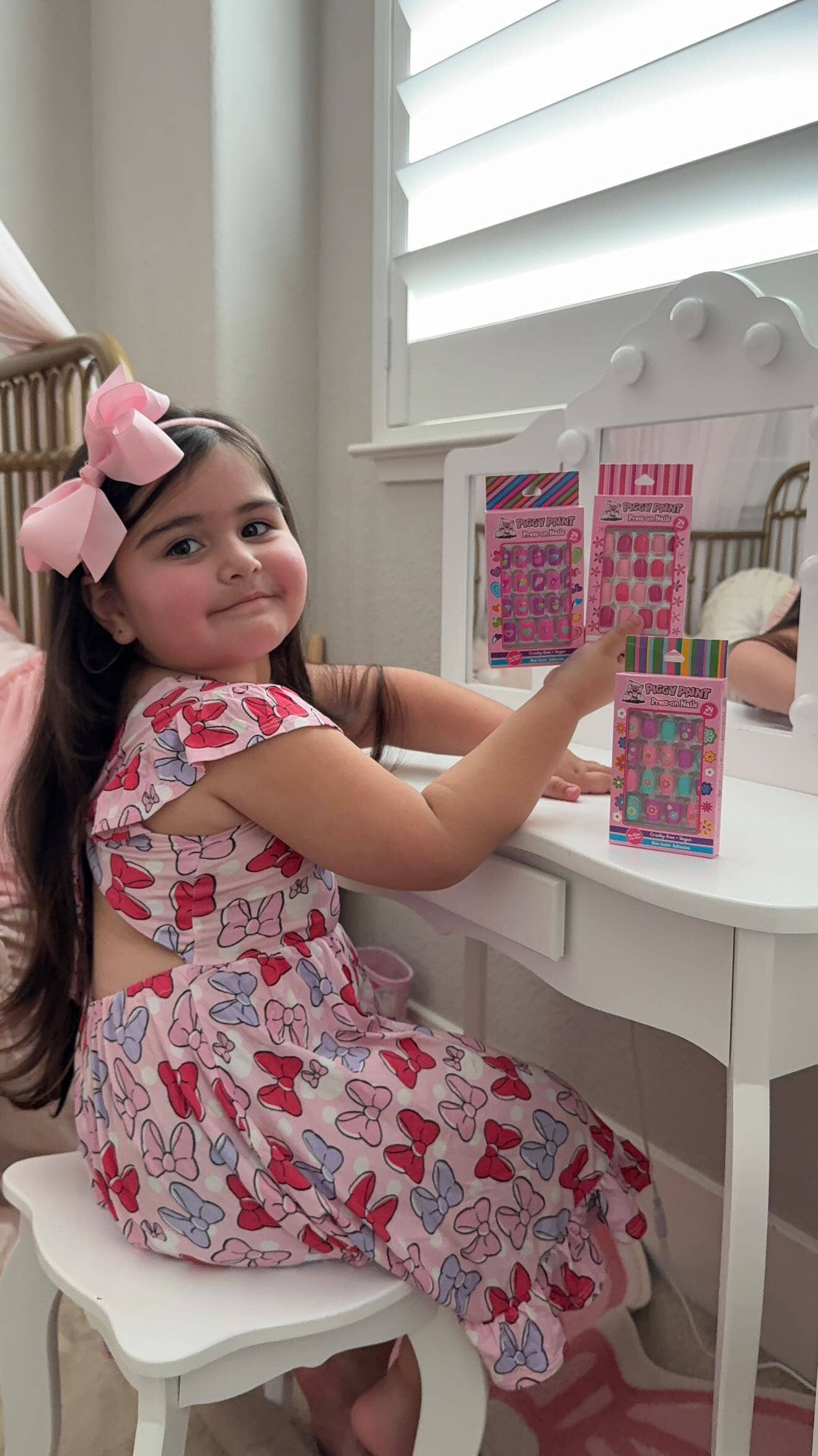 Piggy Paint Non-Toxic Kids Press On Nails - Flower Power