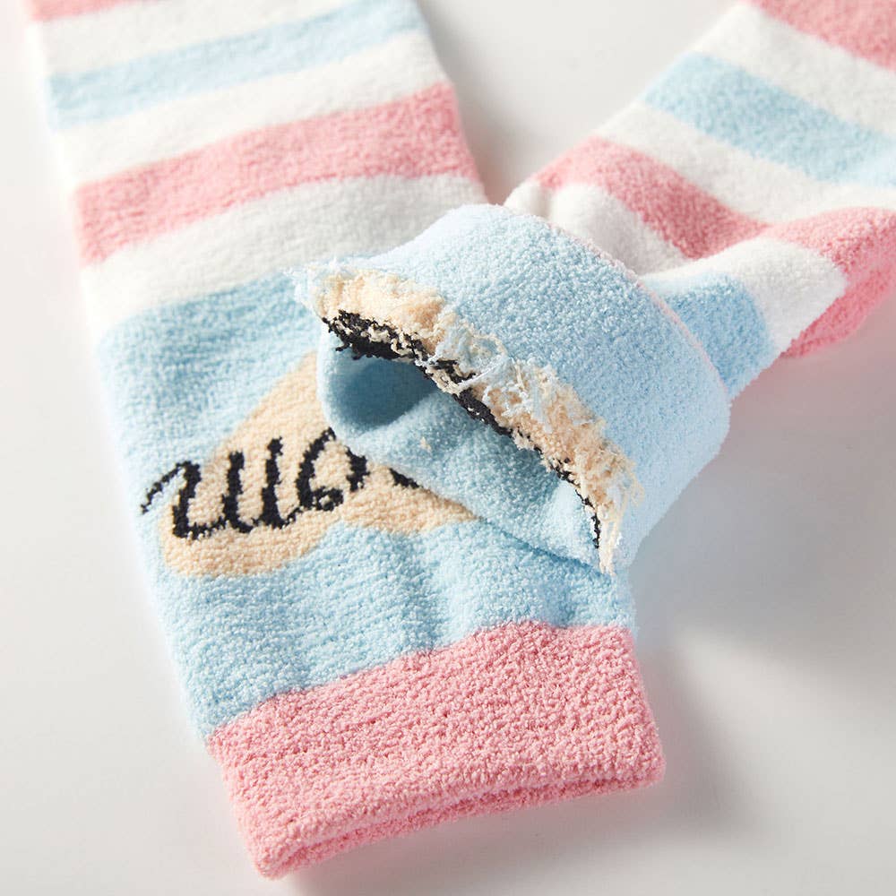 MOM heart and flower fuzzy socks, 3 pair gift set, cuff detail