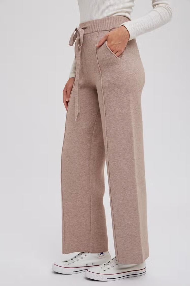 Womens/Junior Knitted Front Seam Sweater Knit Pants - Latte