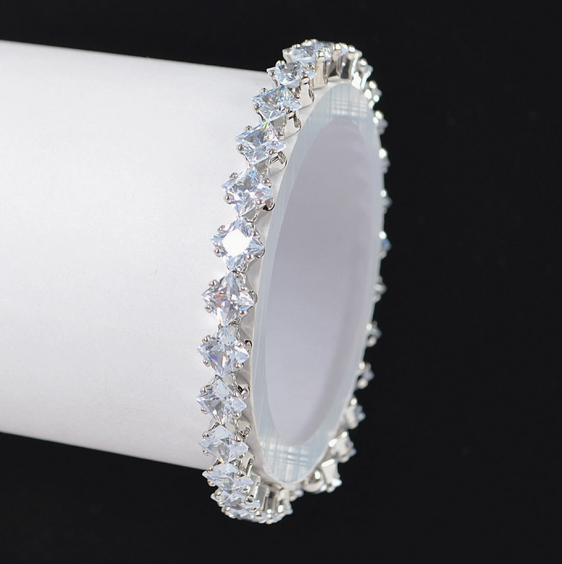 Crystal Cuff Bracelet - Clear/Silver