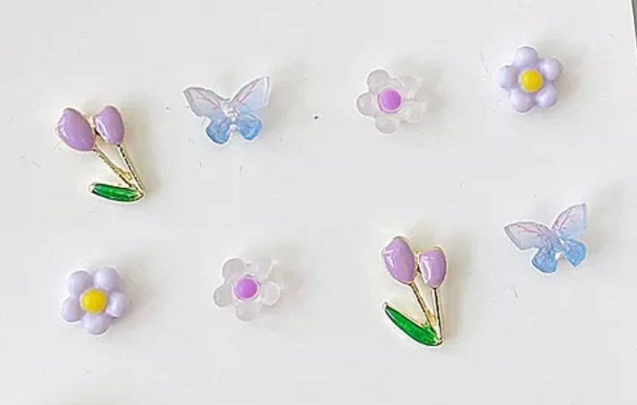 Pierced Earring 4 Pair Set Floral Lavendar