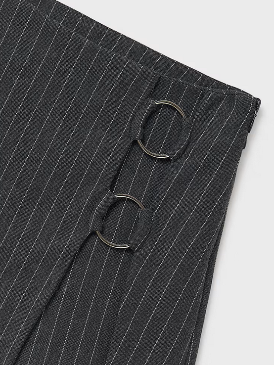 7907 Teen/Tween Girls Skort - Lead Grey Pinstriped