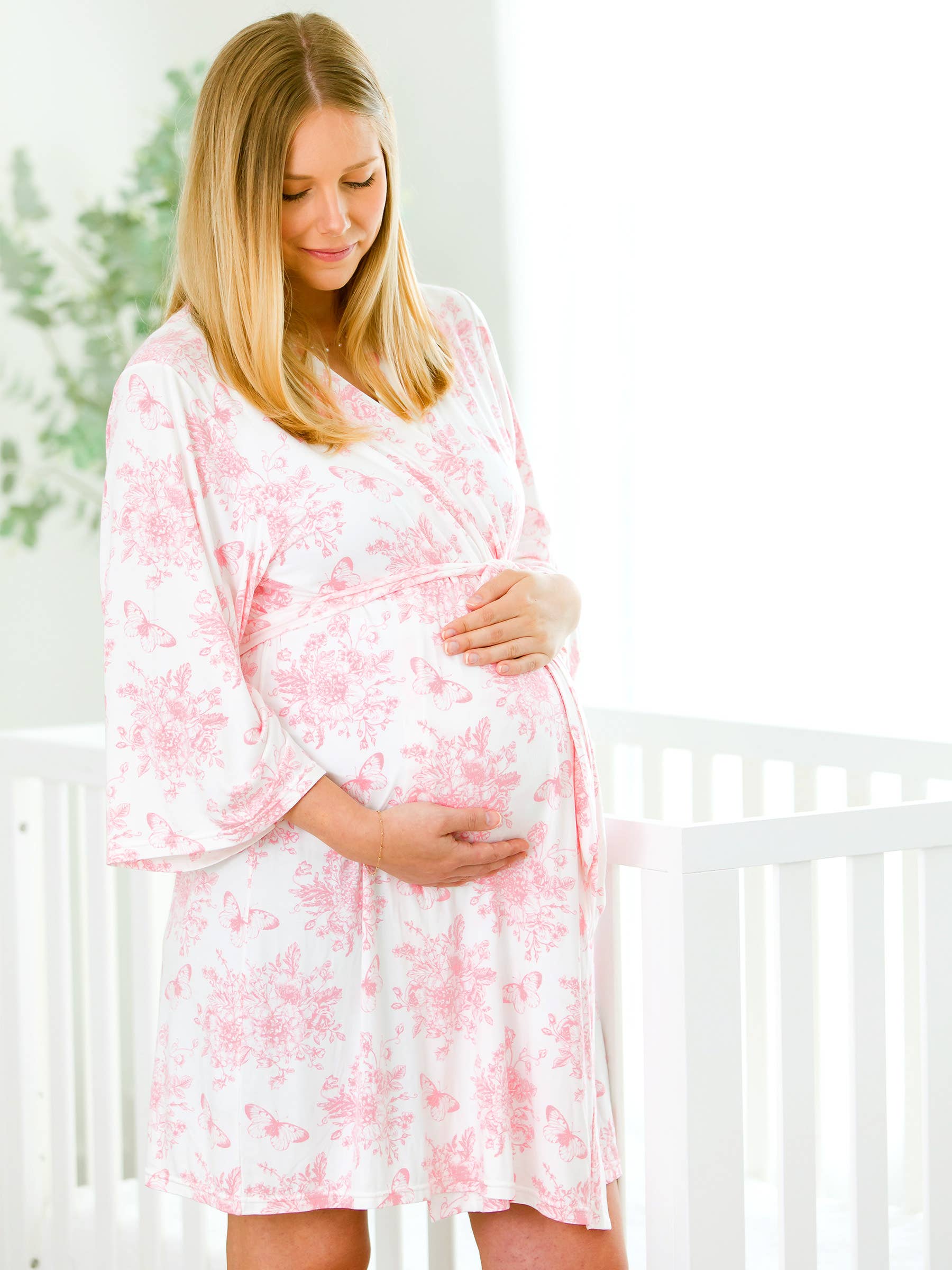Women's SoftSnooze™ Bamboo Robe - Pink Butterfly Toile