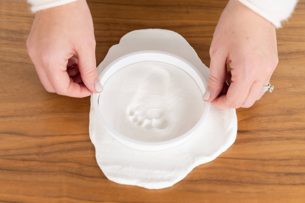 Deluxe no bake clay handprint keepsake kit, cutting clay