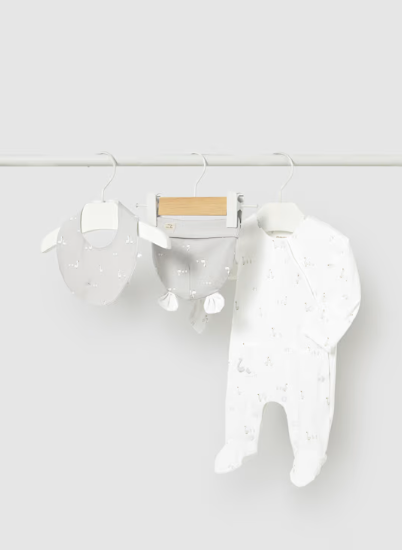 1728 Mayoral Baby UNISEX 3pc Gift Set,  Hat, Footie, and Bib - White, Textured Goose