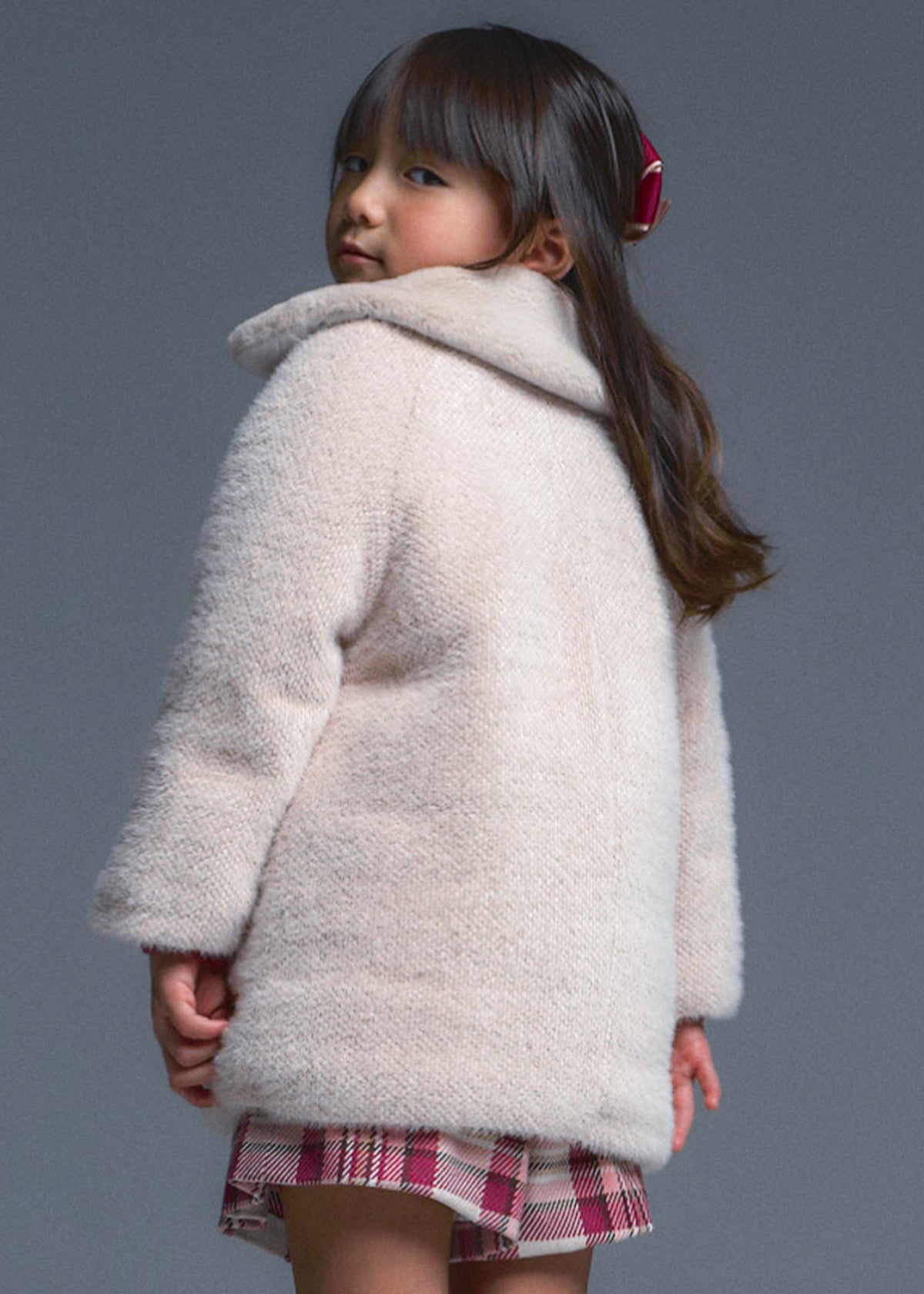 Mayoral 4412 mini girl cream knit coat with faux fur collar - on model back