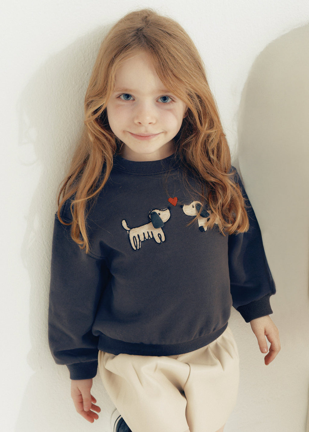 Mayoral 4407 mini girl charcoal grey puppy kisses crewneck sweatshirt - on model