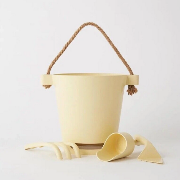 Bamboo beach bucket toy set, sunshine yellow, front view