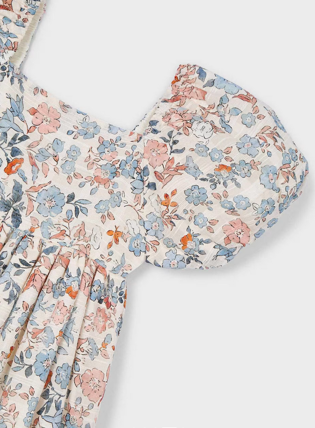 Mayoral girls salmon and ocean blue floral puff sleeve dress, close-up of the sleeve