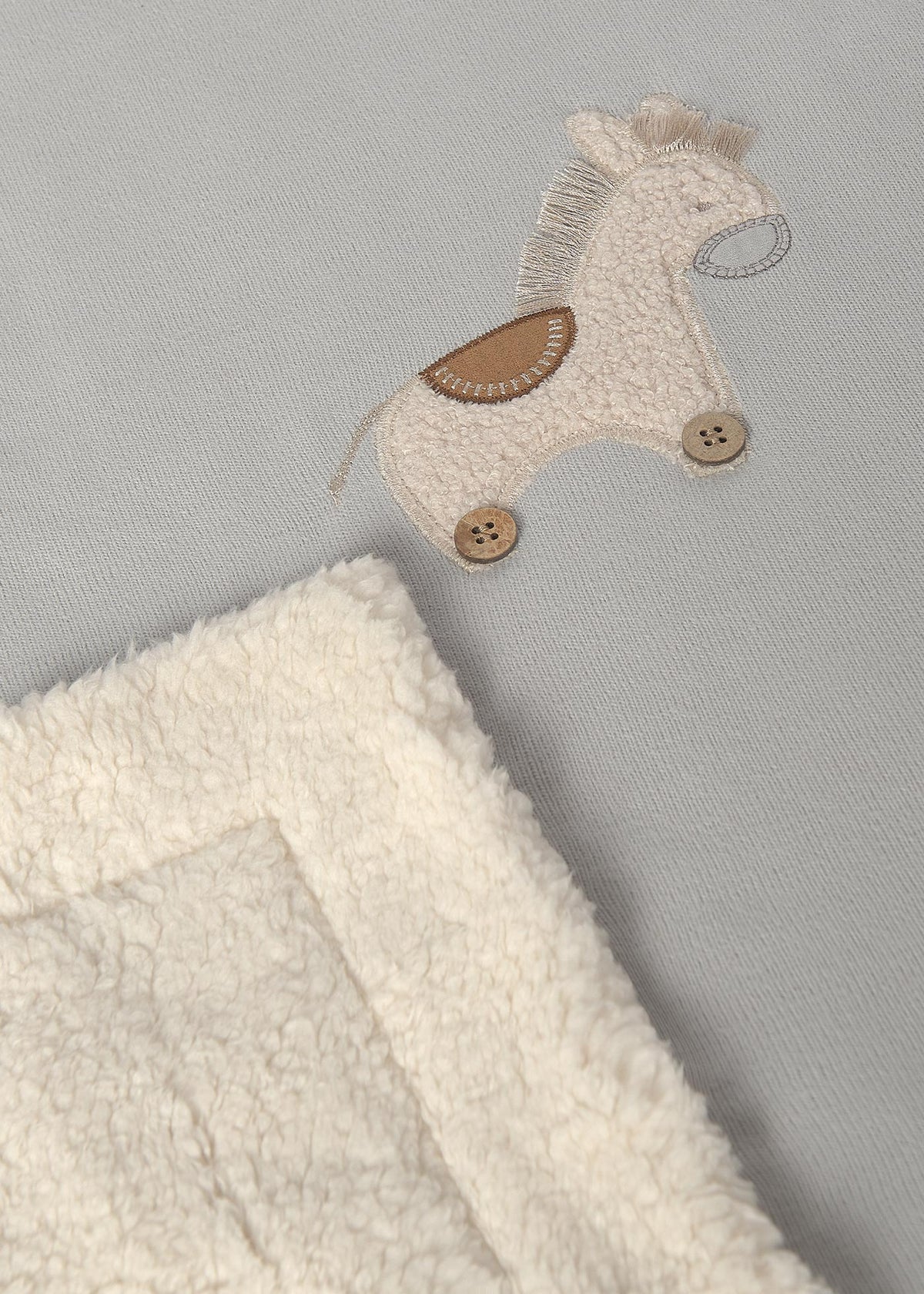 Mayoral 9144 baby unisex gray embroidered horse faux fur lined knit blanket - detail