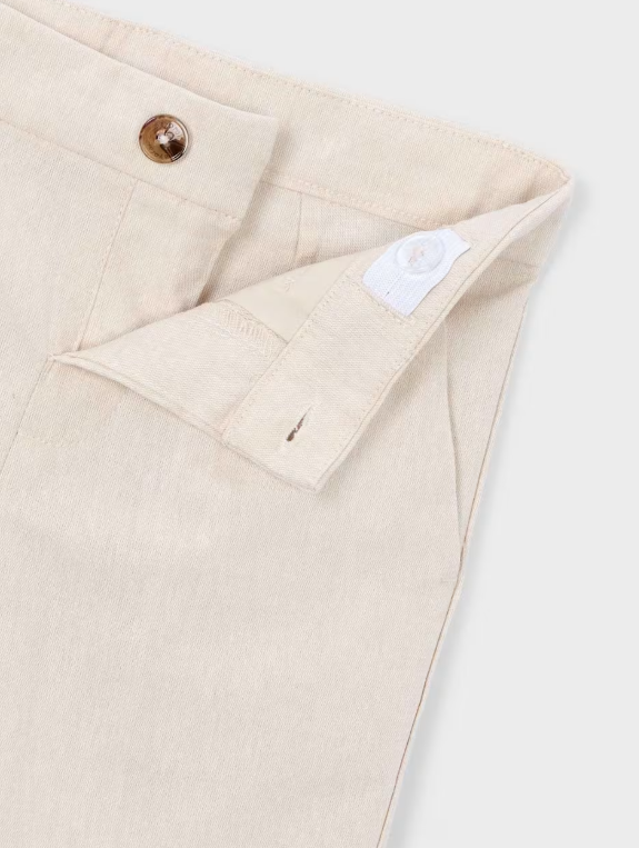 Mayoral boys oat cotton linen Bermuda shorts, close-up of the waistband