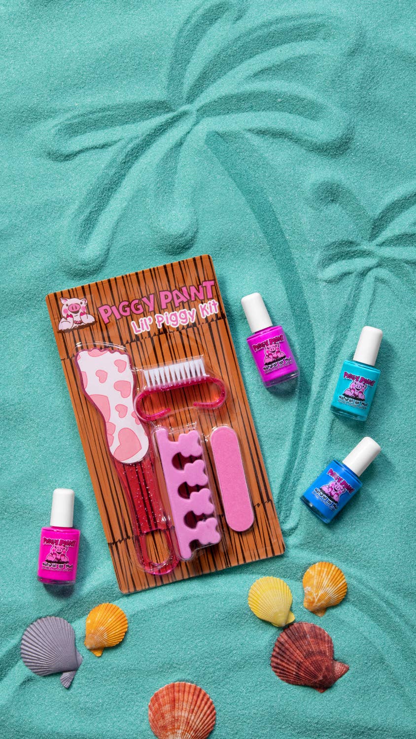Piggy Paint pedi nail care set, set on towel