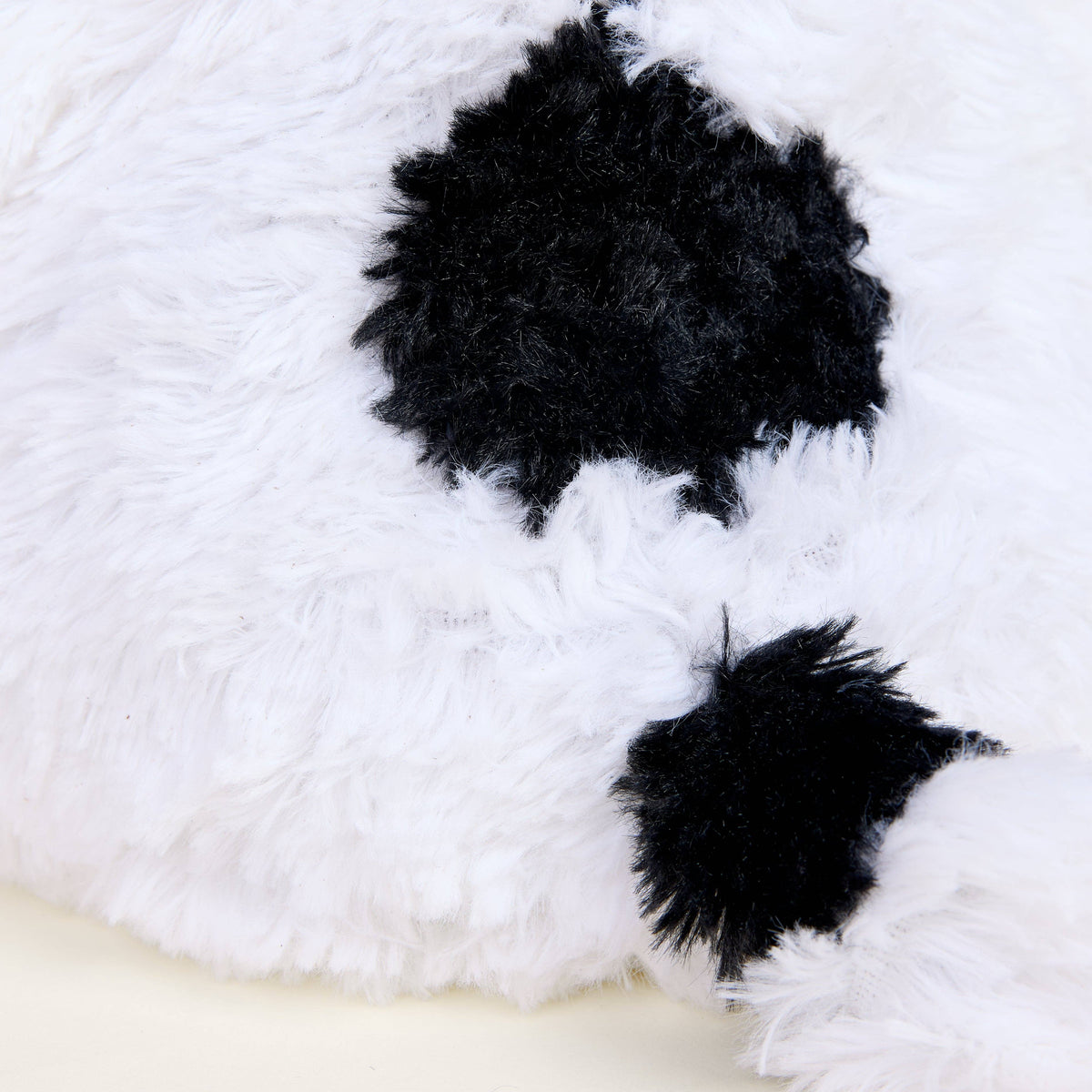Warmies Peanuts Snoopy 13 inch heatable plush, close-up of the soft fur