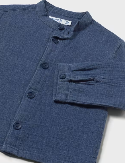 Mayoral toddler boy ocean blue crinkle cotton button up shirt, close-up of the buttons