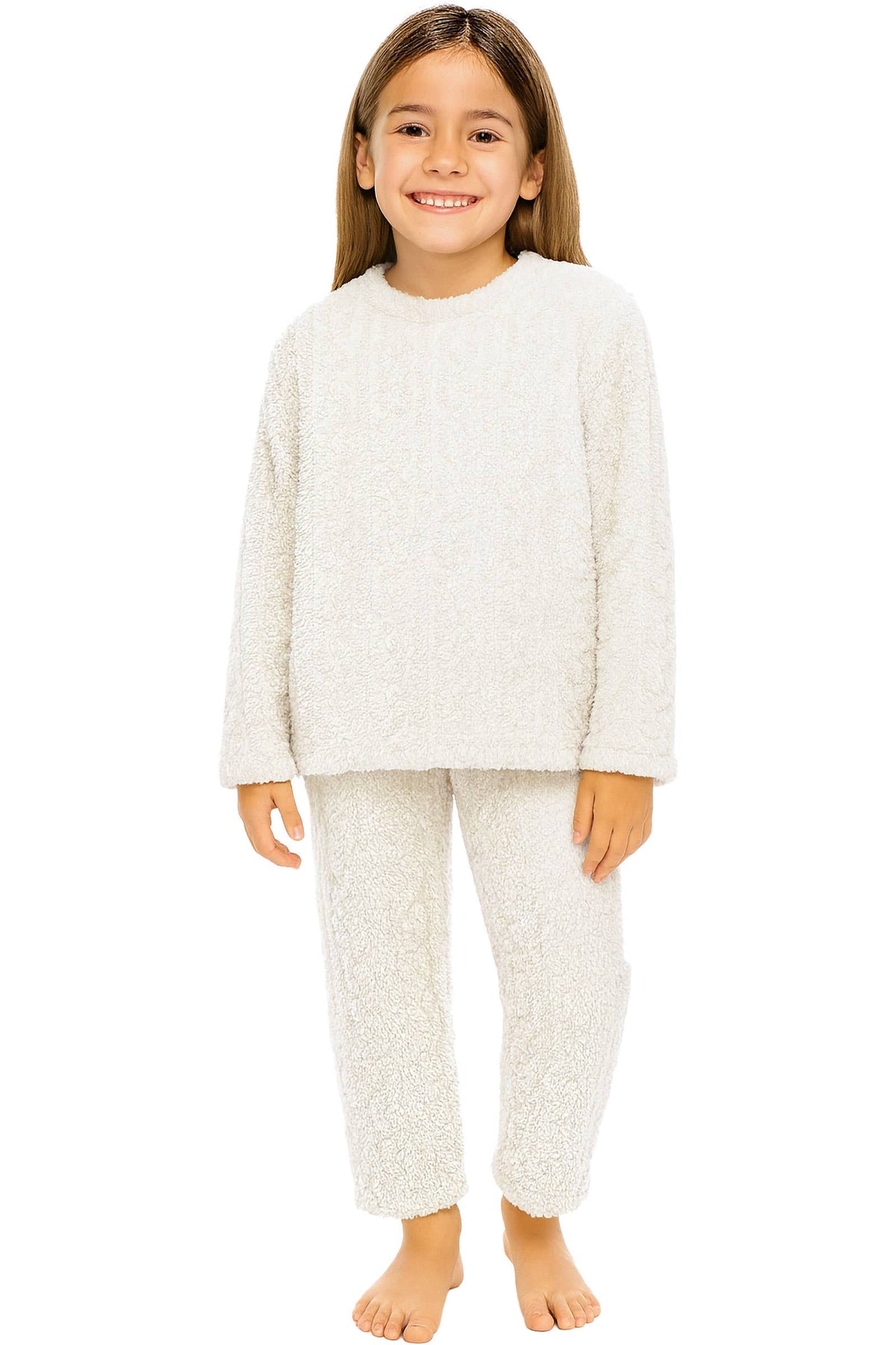 Child wearing the ivory cable knit sherpa fleece lounge set
