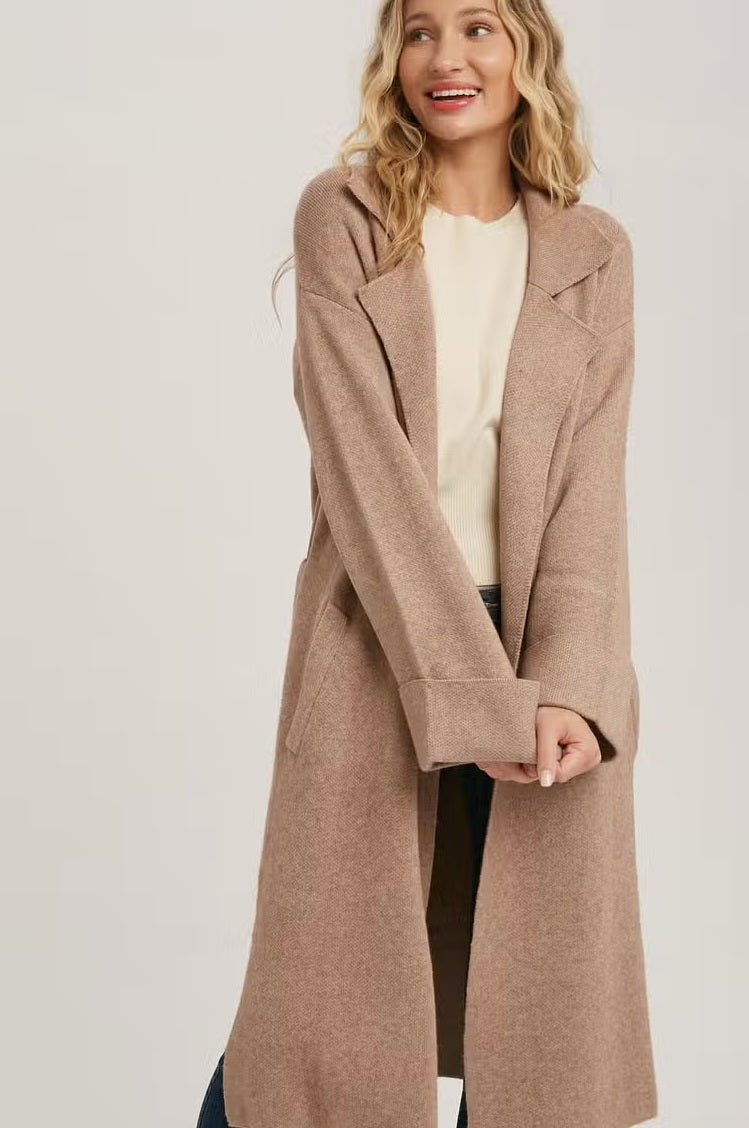Women's classic knit trench coat, latte, open front