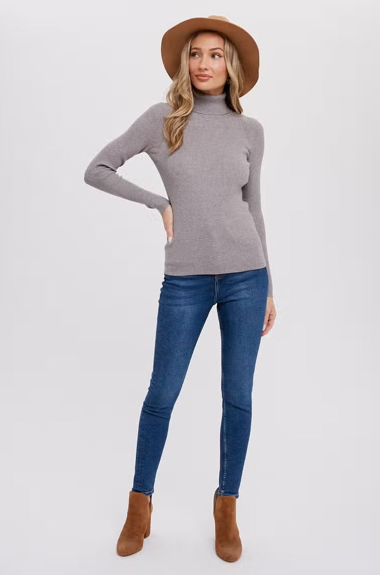 Women's ribbed turtleneck pullover, heather grey, full length