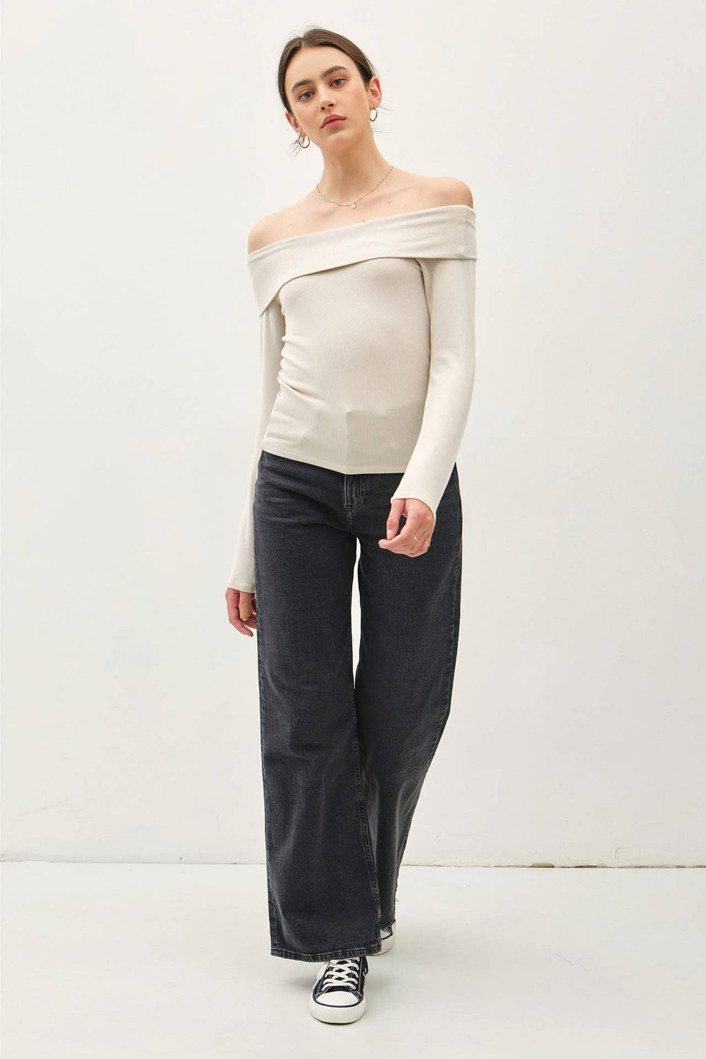 Women's off shoulder long sleeve fitted top, ecru, side view