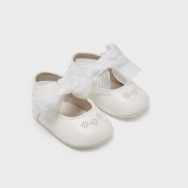 9518 Mayoral Baby Girls Leatherette Dressy Shoes, White