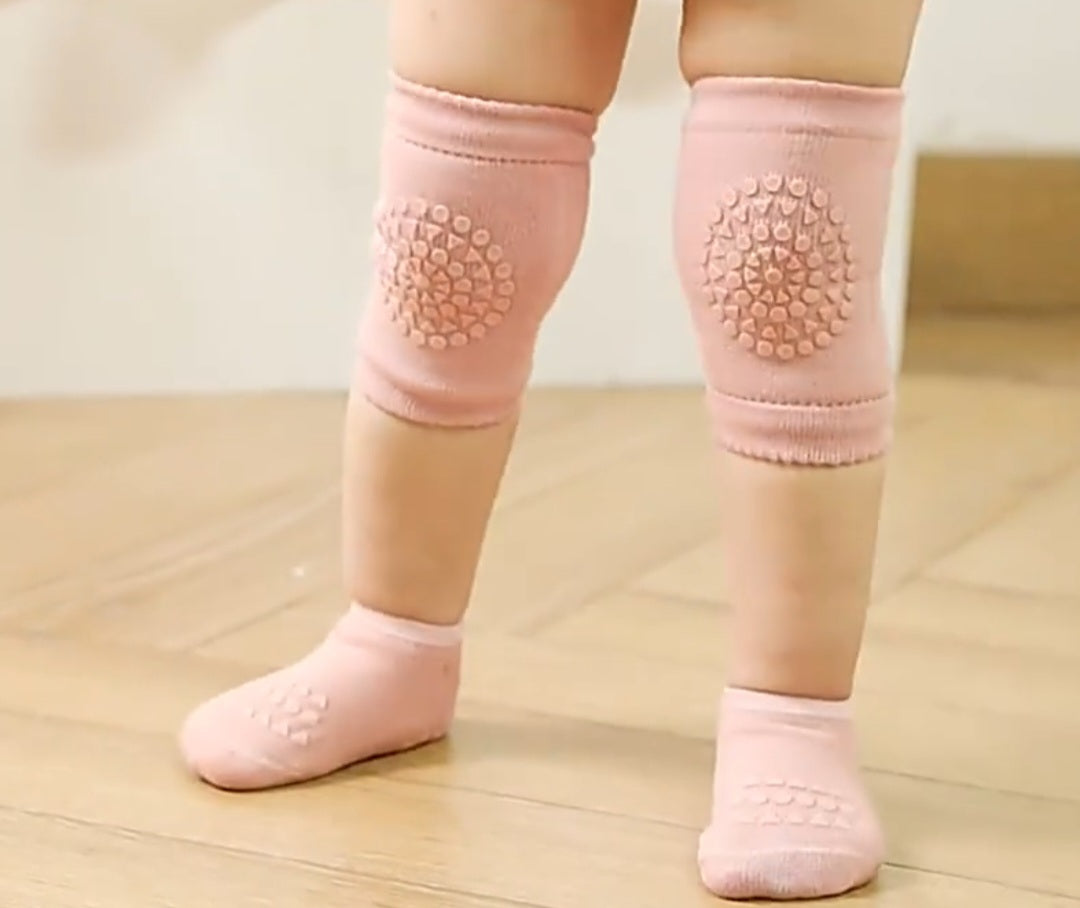 BABY & TODDLER CRAWLER KNEE PROTECTION, KNEE PADS AND NONSKID SOCKS, DUSTY ROSE PINK