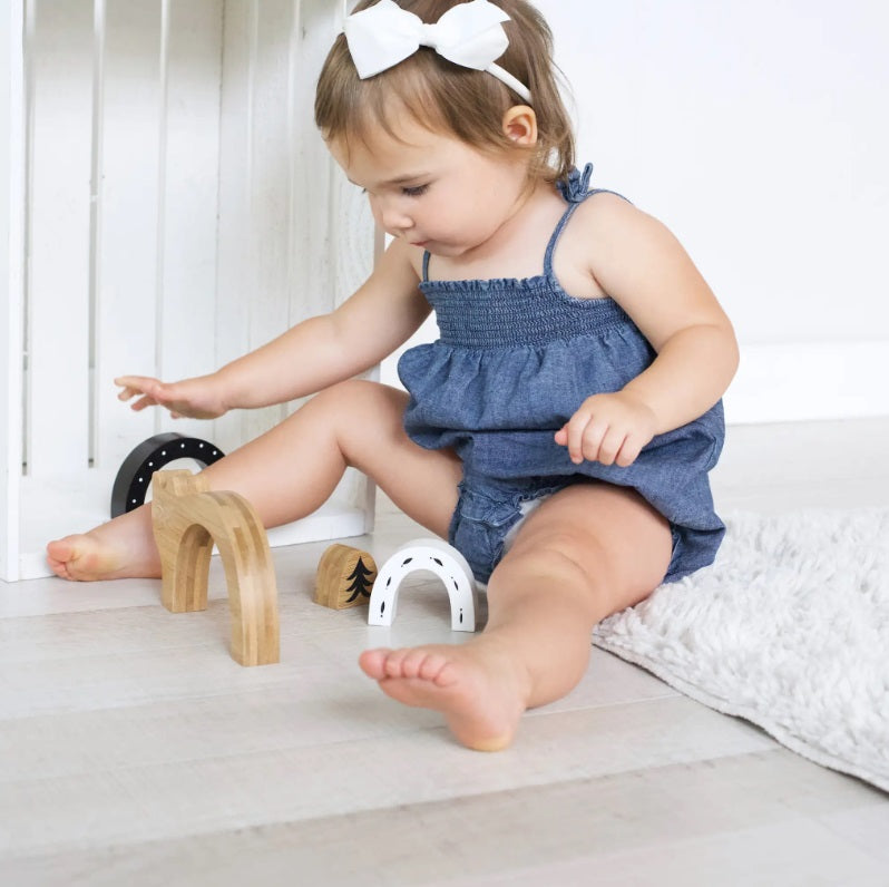Eco-friendly Sustainable Bamboo Animal Nesting Toy - Hedgehog