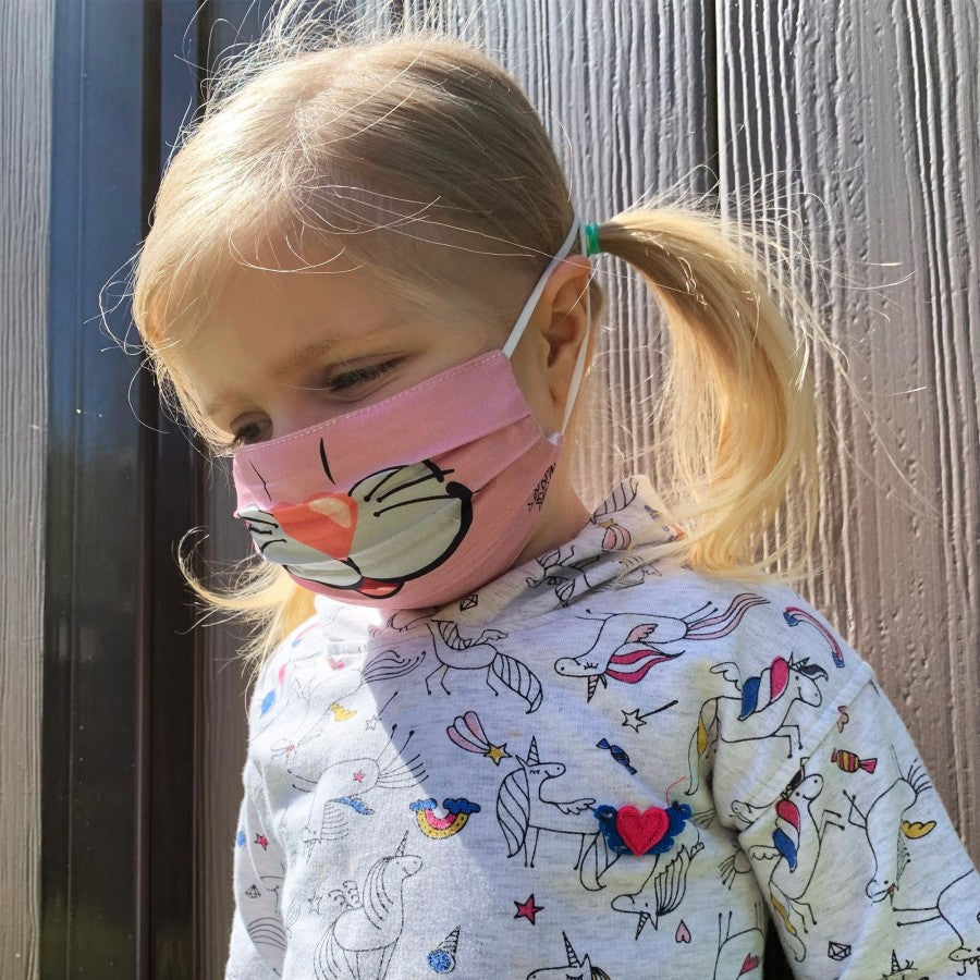 Deux par Deux kids kitty cat face mask, worn by child