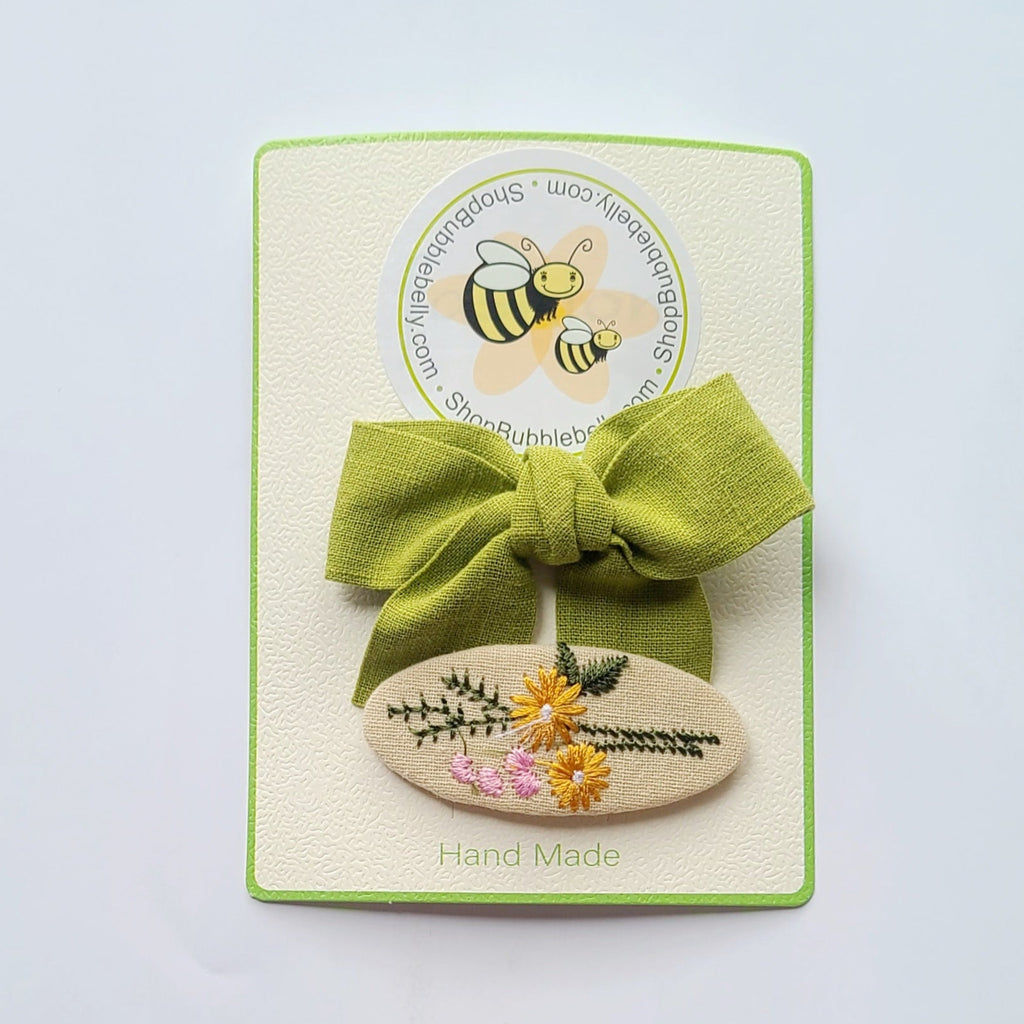 Handmade linen bow and floral snap clip set, sage green, clip set on card